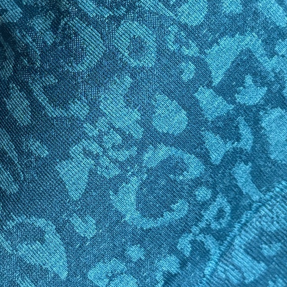 Gymshark Adapt Seamless Animal Sports Bra - M - Picture 3 of 3